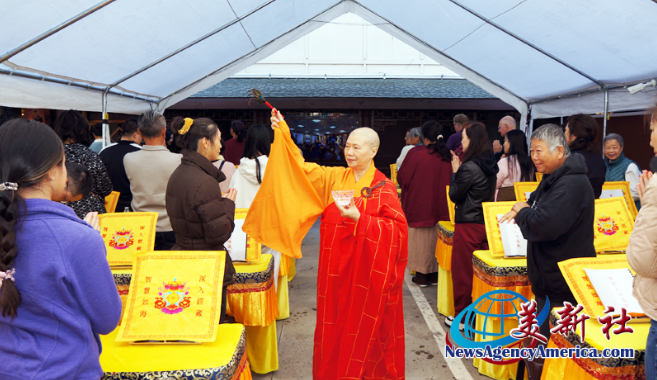 圣蹟寺恭迎南无阿弥陀佛佛诞 梵唄声声祈愿世界和平