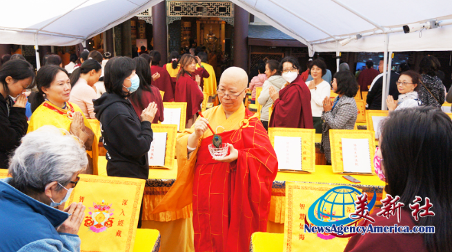 圣蹟寺恭迎南无阿弥陀佛佛诞 梵唄声声祈愿世界和平