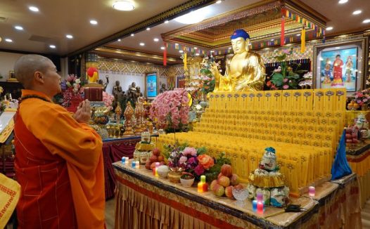 慈善寺举行盂兰盆法会   东西方信众共同实践慈悲与报恩